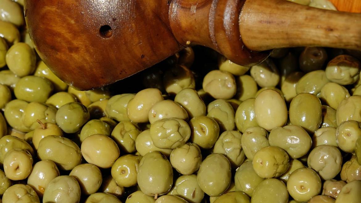 10 Secrets of Olive Oil